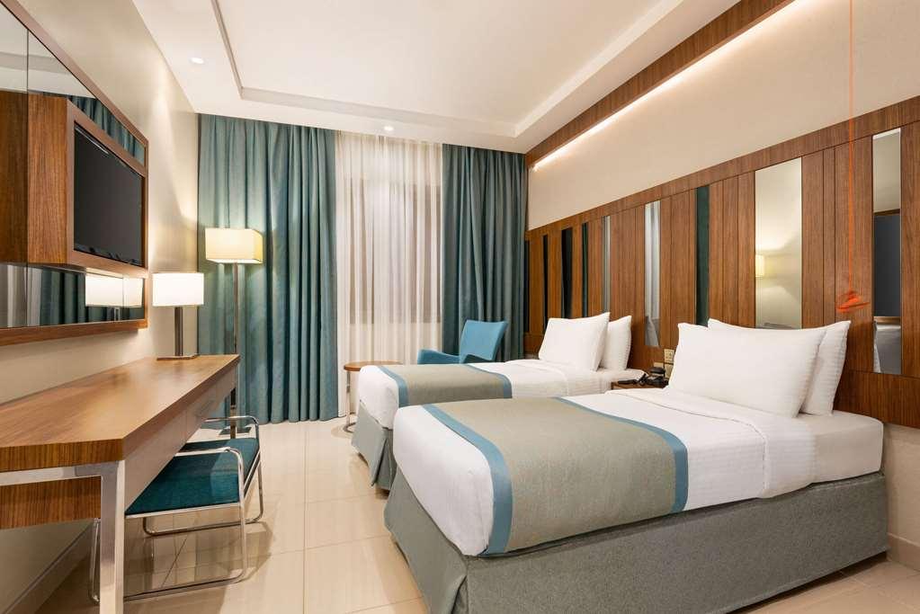 Ramada By Wyndham Makkah Zad Al Tayseer Mekka Zimmer foto