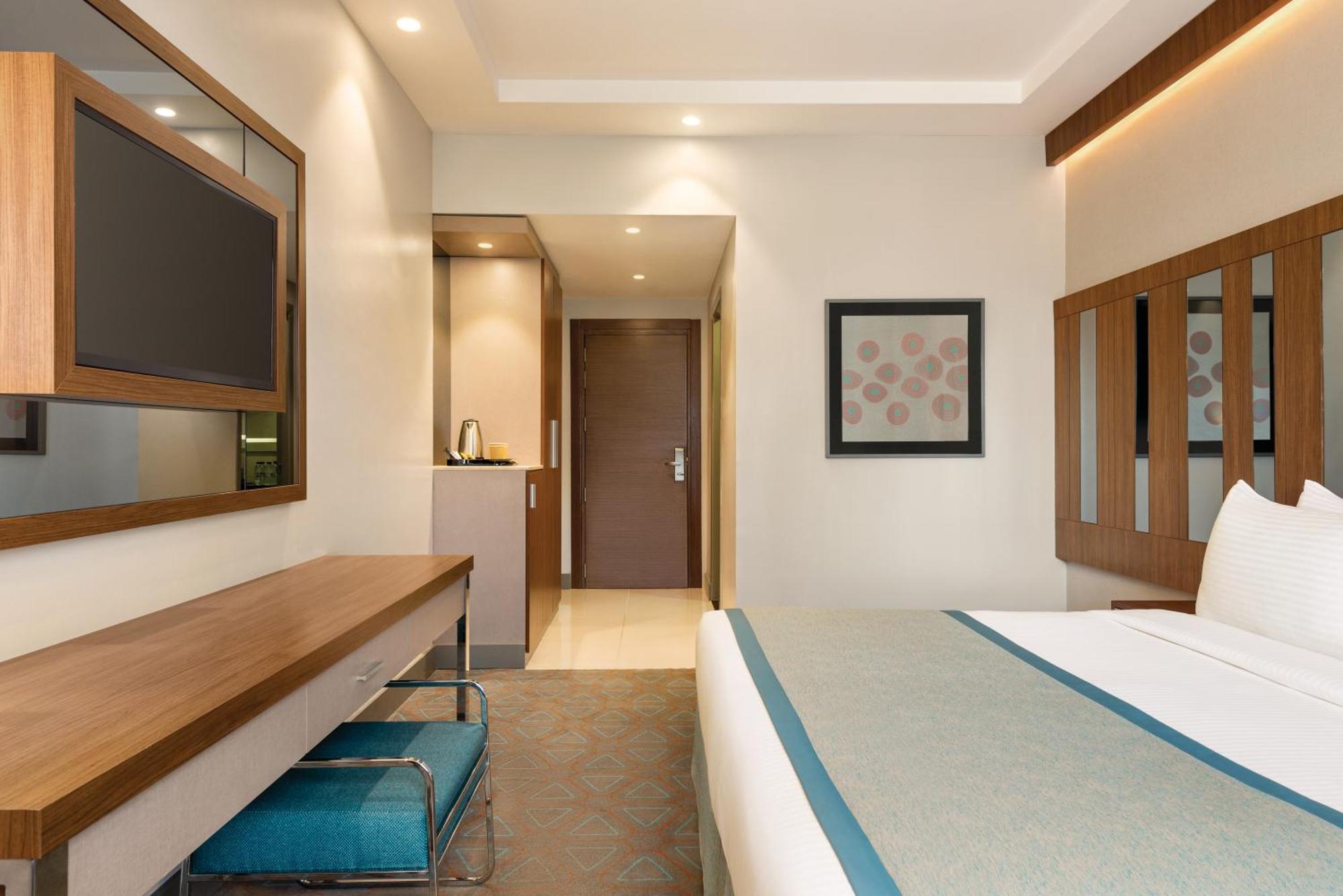 Ramada By Wyndham Makkah Zad Al Tayseer Mekka Exterior foto